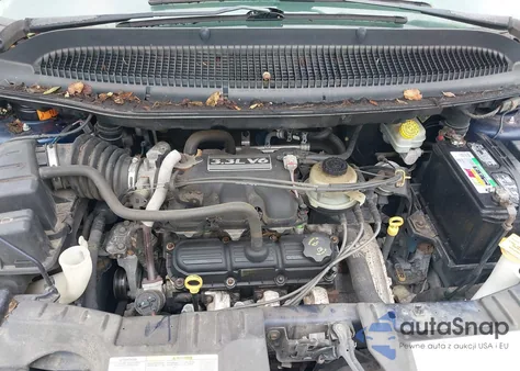 2005 Chrysler Town & Country Lx из США, поврежденный, VIN 2C8GP44RX5R54030